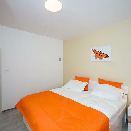 Roze Apartment 萨格勒布 外观 照片