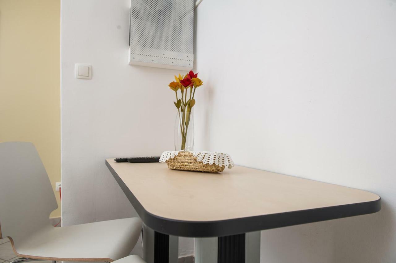 Roze Apartment 萨格勒布 外观 照片