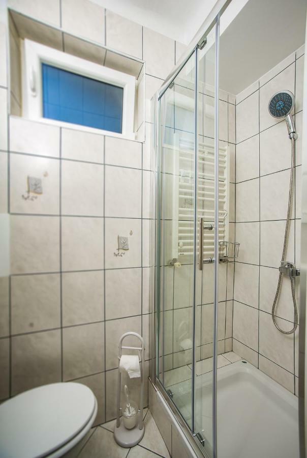 Roze Apartment 萨格勒布 外观 照片